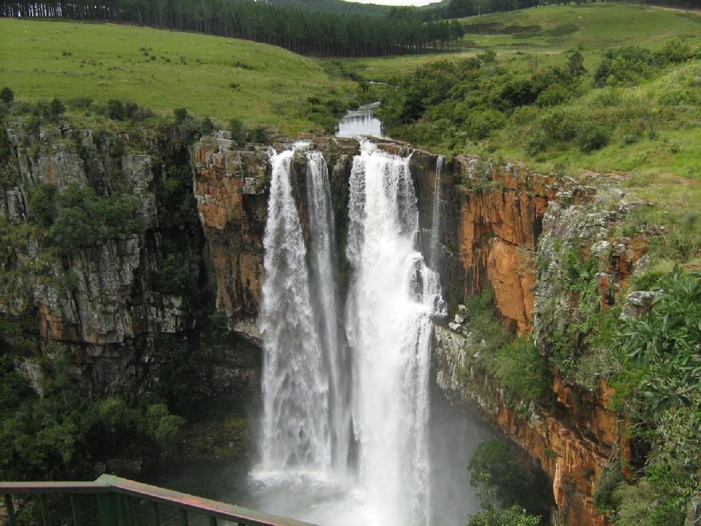 Blue Swallow Chalets Villa Graskop Luaran gambar